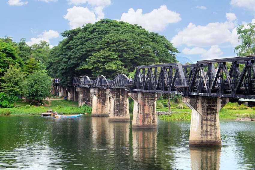 De welbekende ' Bridge on the river Kwai' <br>